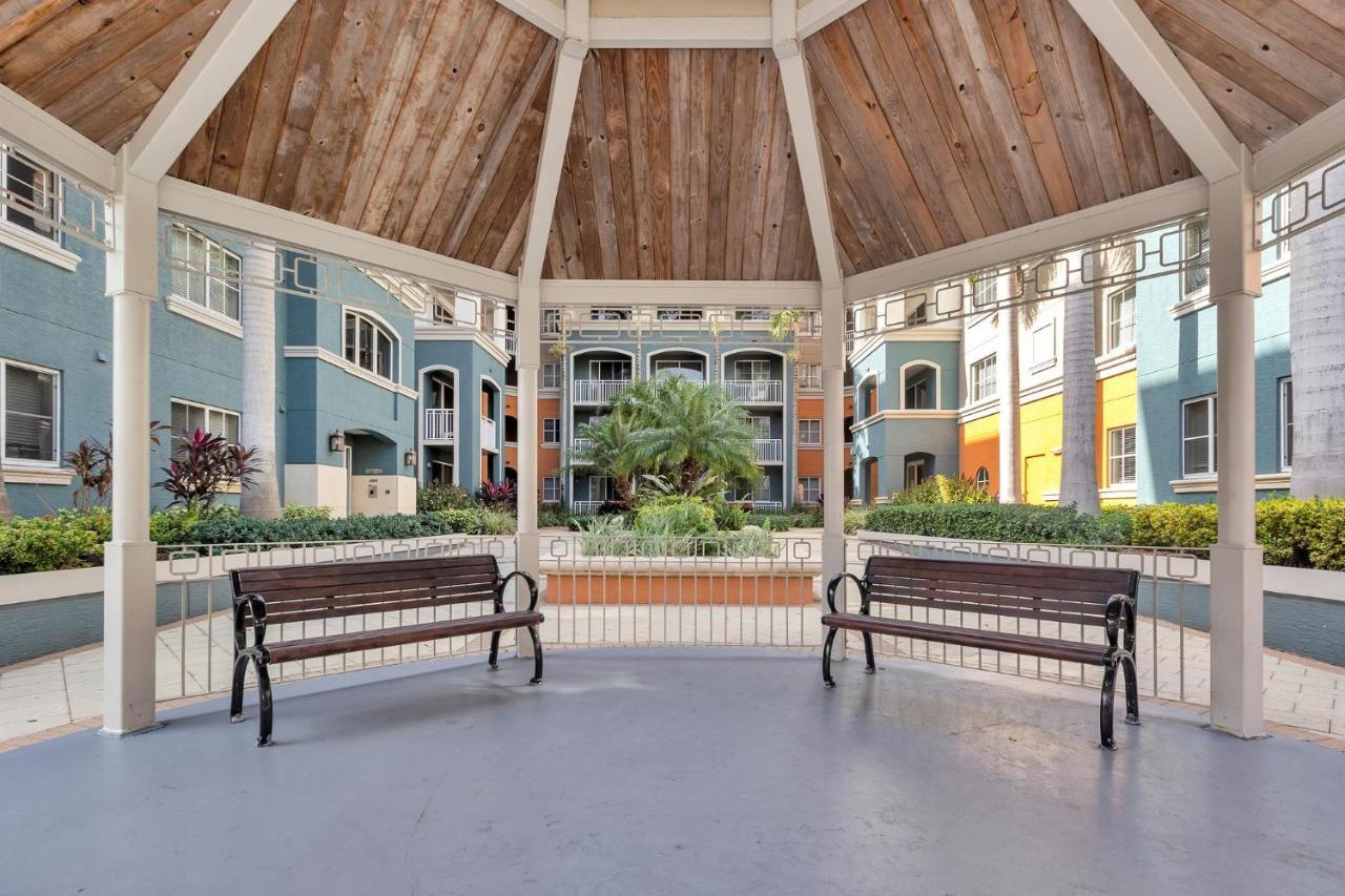 Dharma Home Suites South Miami At Red Road Commons Exterior foto