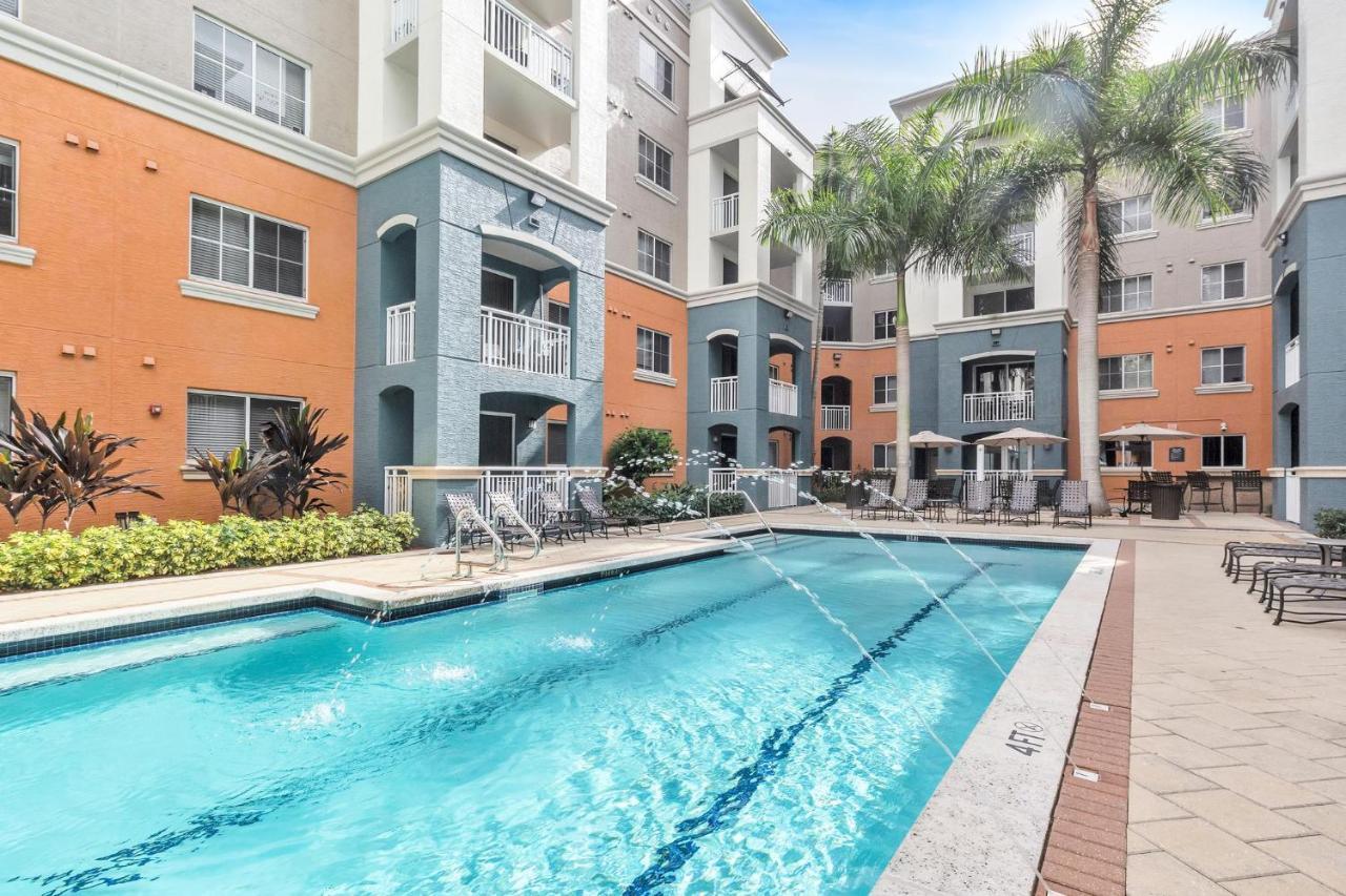 Dharma Home Suites South Miami At Red Road Commons Habitación foto